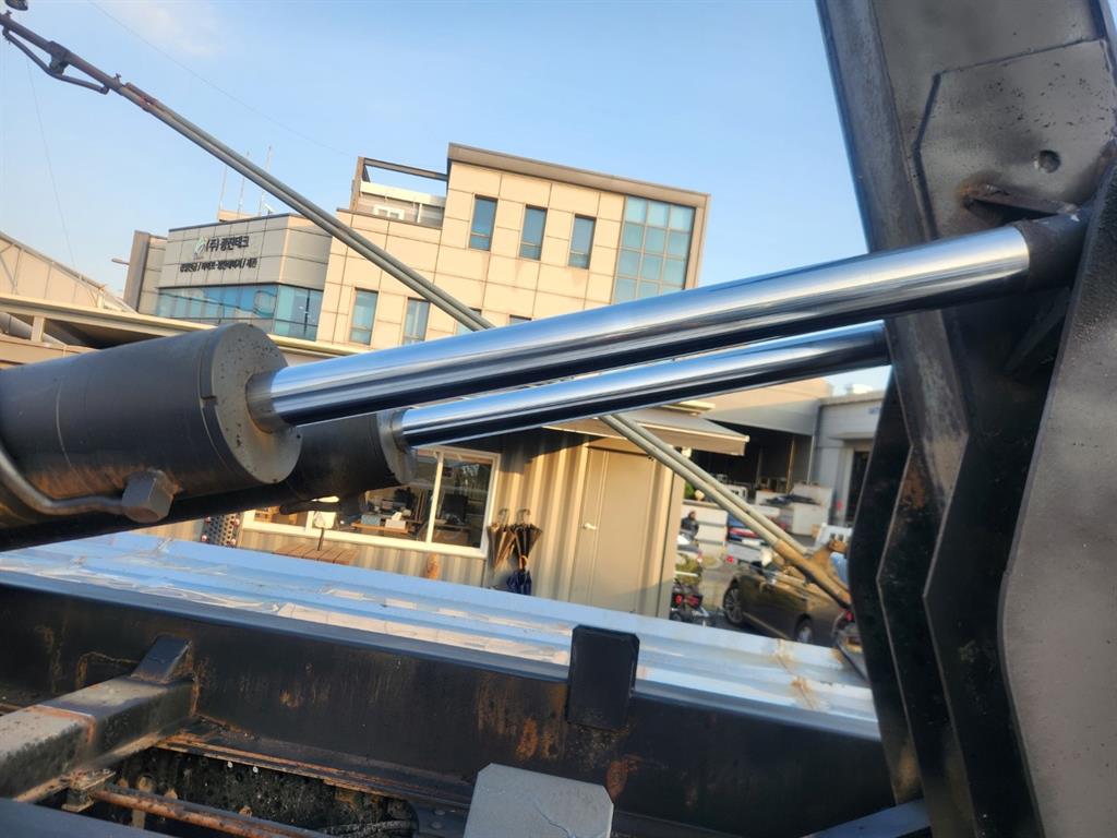 현대 엑시언트 암롤 24톤 오토 8