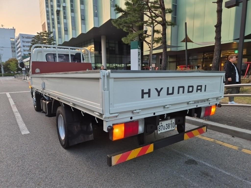 현대 이마이티 3.5톤 카고 2