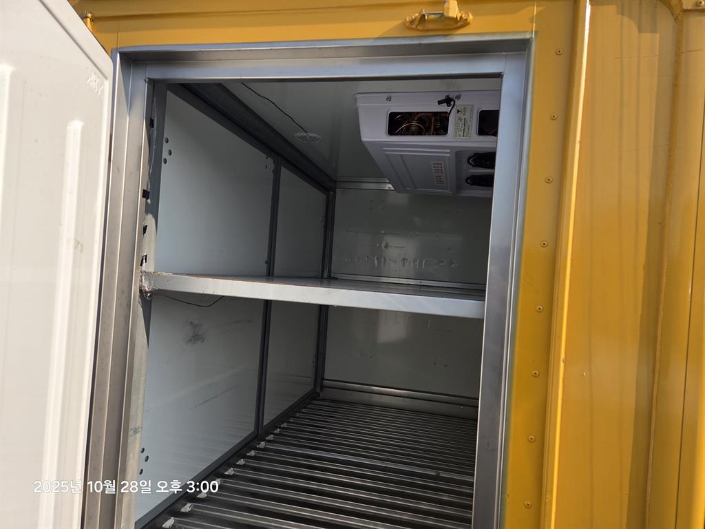 현대 포터2 1톤 저상탑 LPG 11