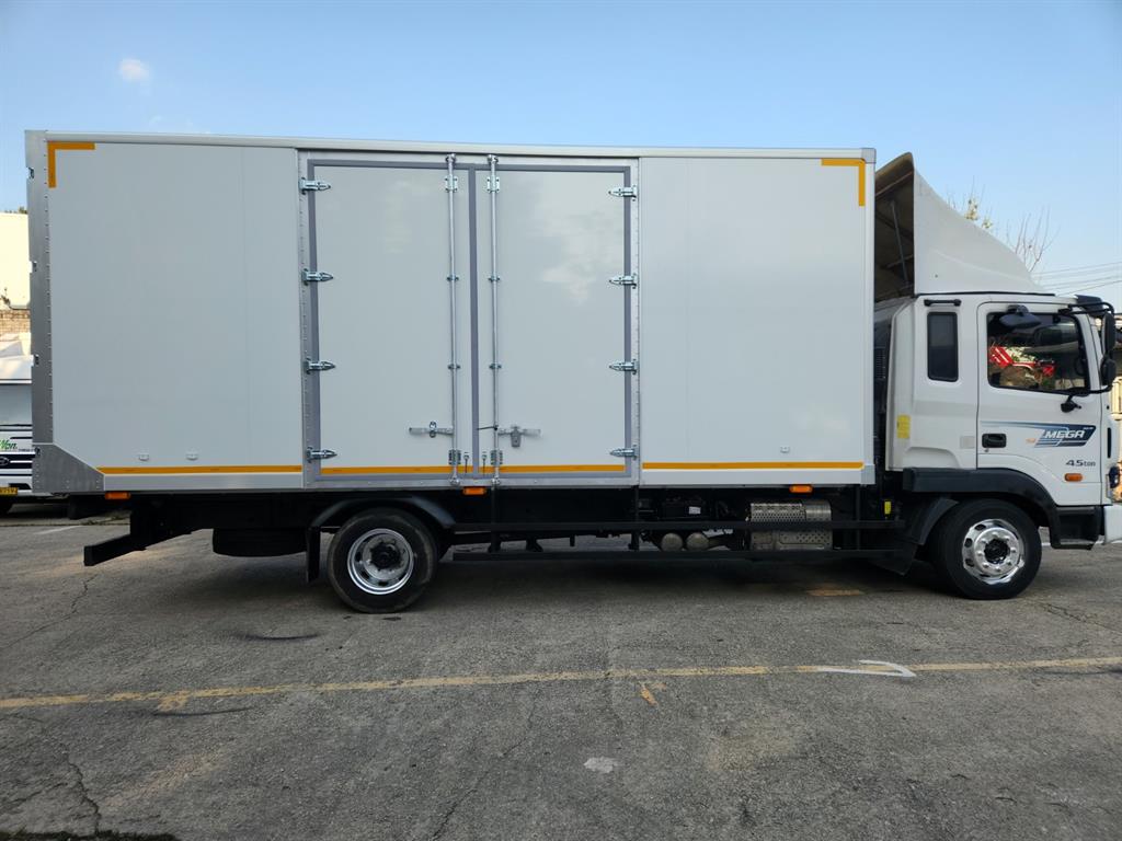 현대 메가트럭 단바리 익스하이탑 4.5톤 수동 3