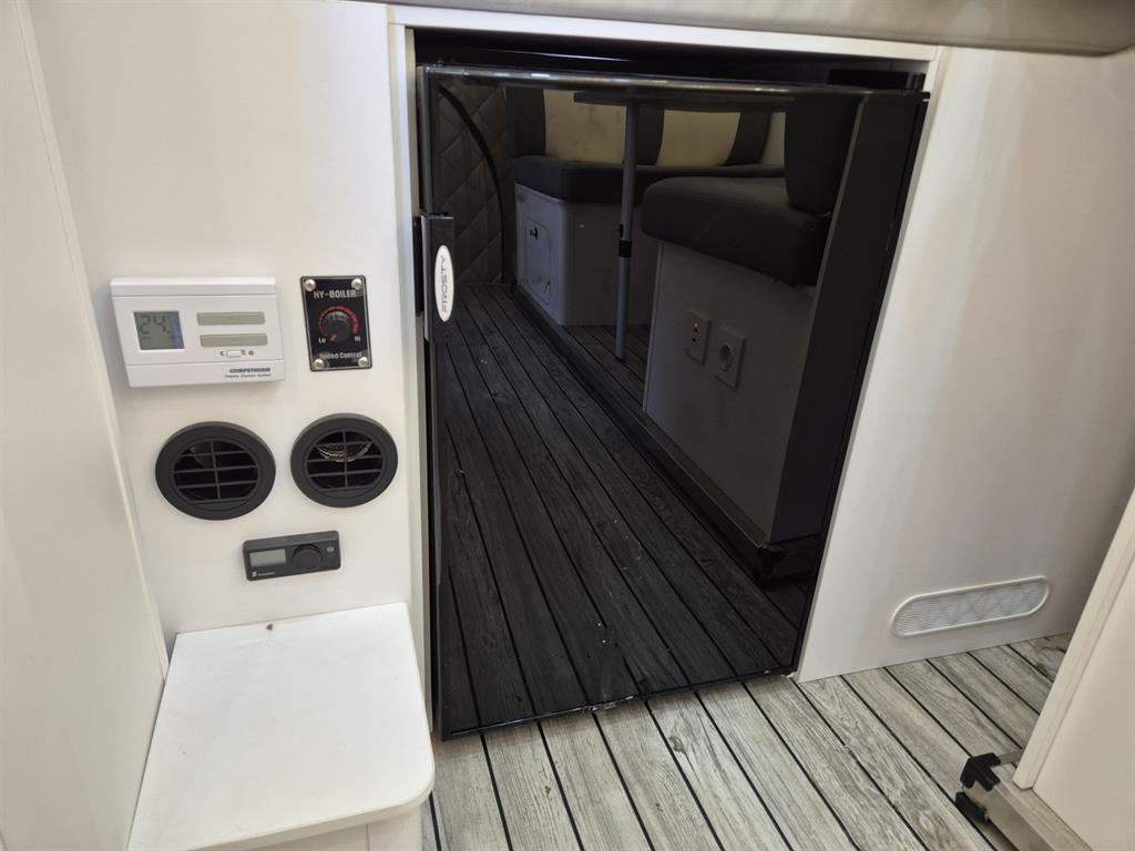 Hyundai Staria Camping Car 4WD Other Manufacturer 9