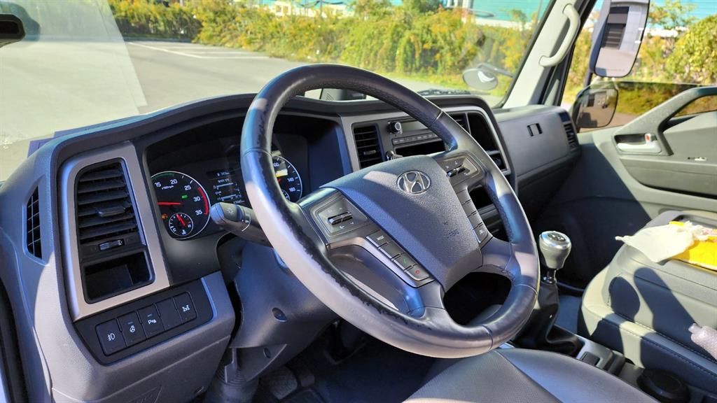 현대 올뉴마이티 2.5톤 카고 슈퍼캡 15