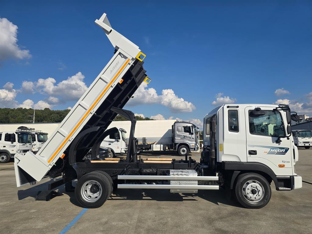 현대 메가트럭 화물덤프 5.5톤 2