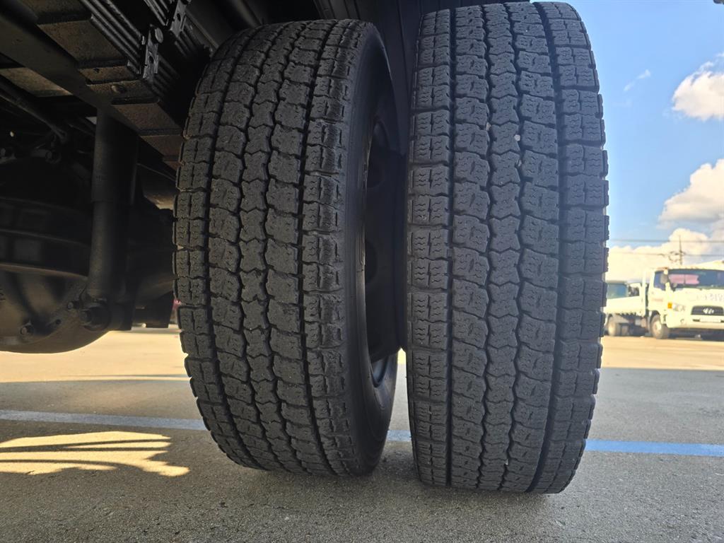 현대 메가트럭 화물덤프 5.5톤 19