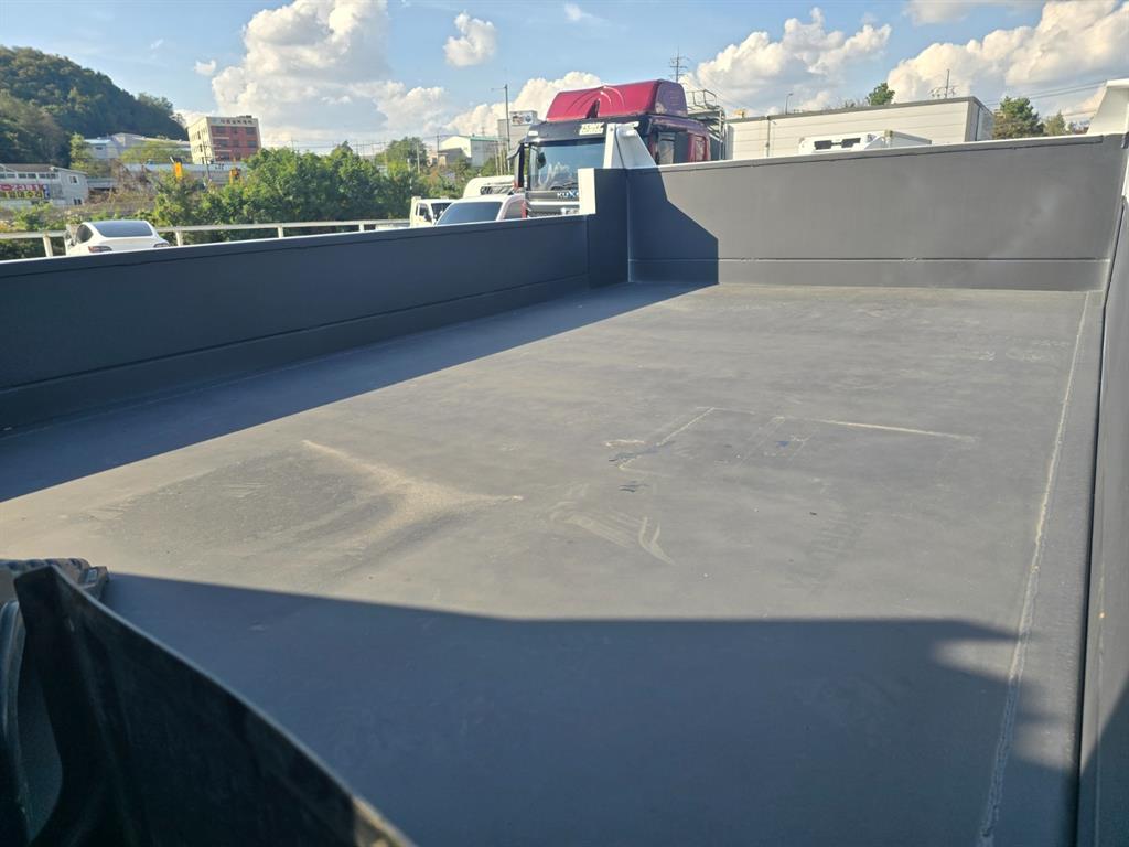 현대 메가트럭 화물덤프 5.5톤 11