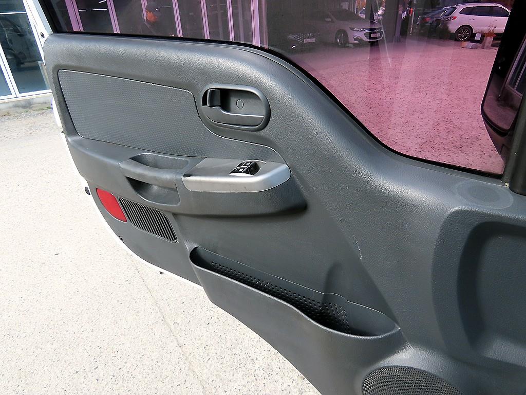 기아 봉고3 1톤 냉동탑 11