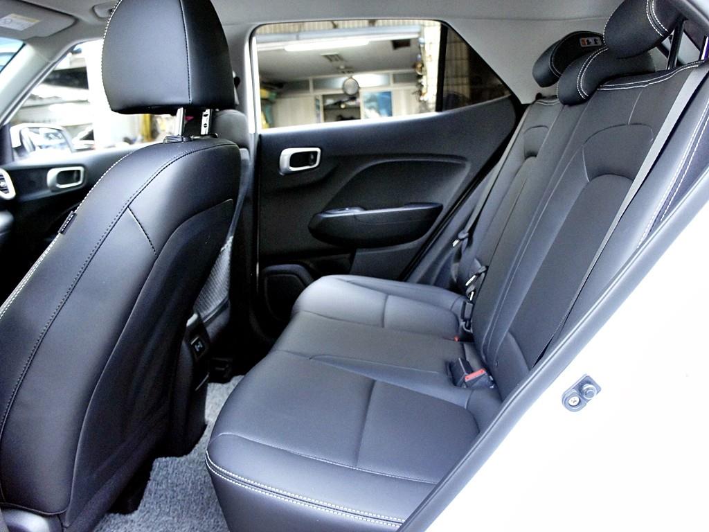 Hyundai Venue 1.6 Premium 7