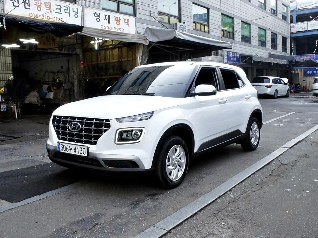 Hyundai Venue 1.6 Premium 3