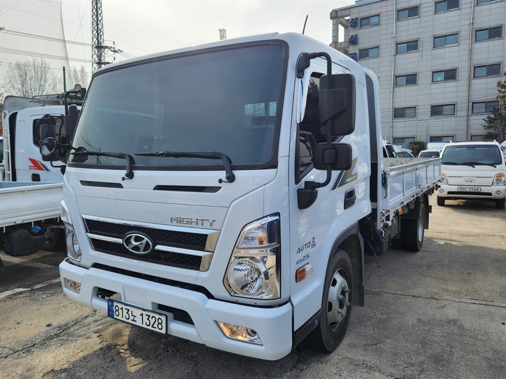 현대 올뉴마이티 2.5톤 카고 슈퍼캡 0