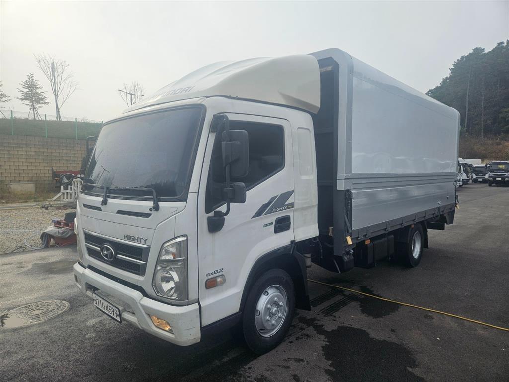 현대 올뉴마이티 3.5톤 윙바디 슈퍼캡 1