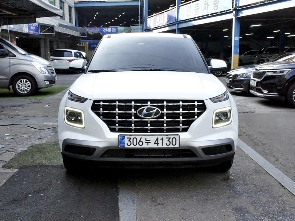 Hyundai Venue 1.6 Premium 2