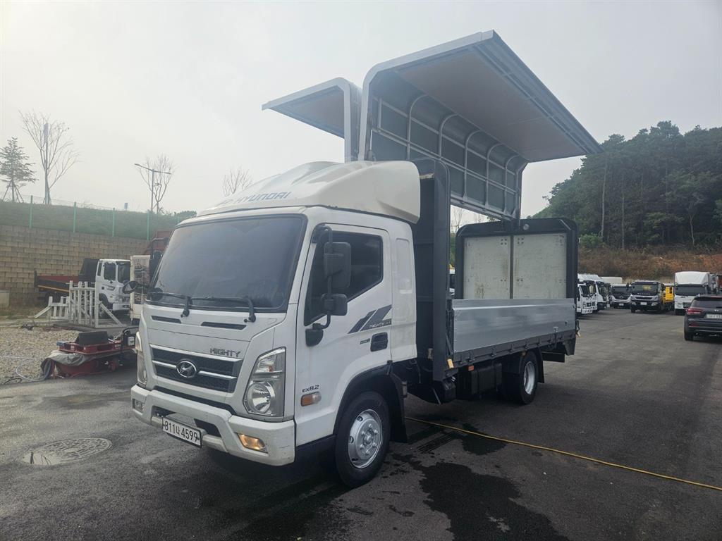 현대 올뉴마이티 3.5톤 윙바디 슈퍼캡 11