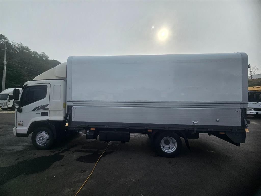 현대 올뉴마이티 3.5톤 윙바디 슈퍼캡 8