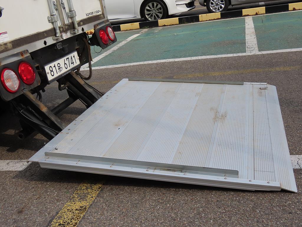 기아 봉고3 1.2톤 표준탑 14