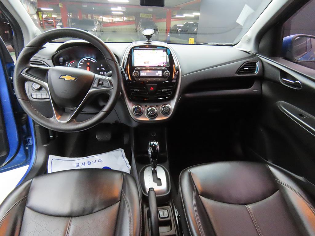 Chevrolet Spark LT 8