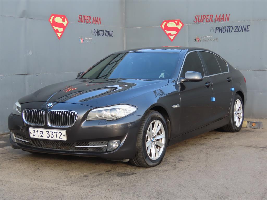 BMW 5시리즈 520d 사진 2/20