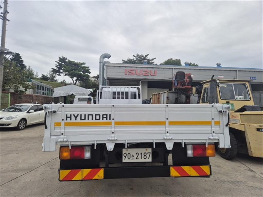 현대 메가트럭 카고 4.5톤 수동 4