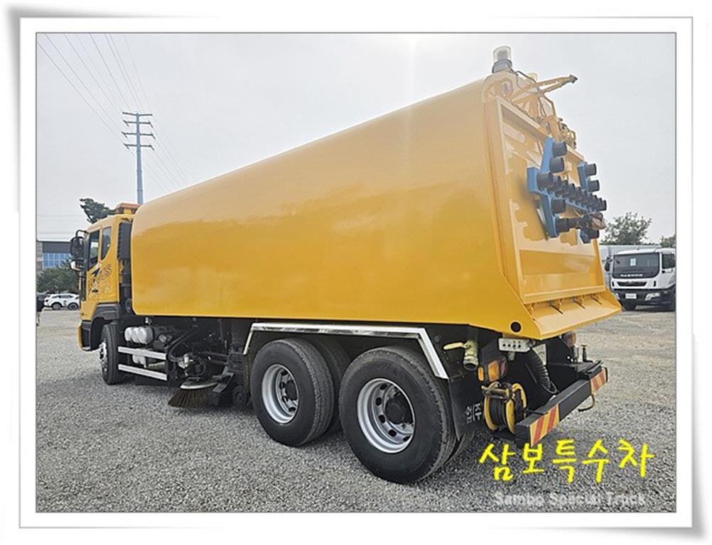 타타대우 노부스 16톤 노면청소차 13