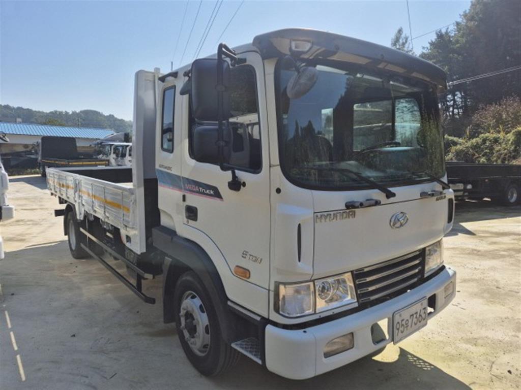 현대 메가트럭 250 단바리 카고 4.5톤 오토