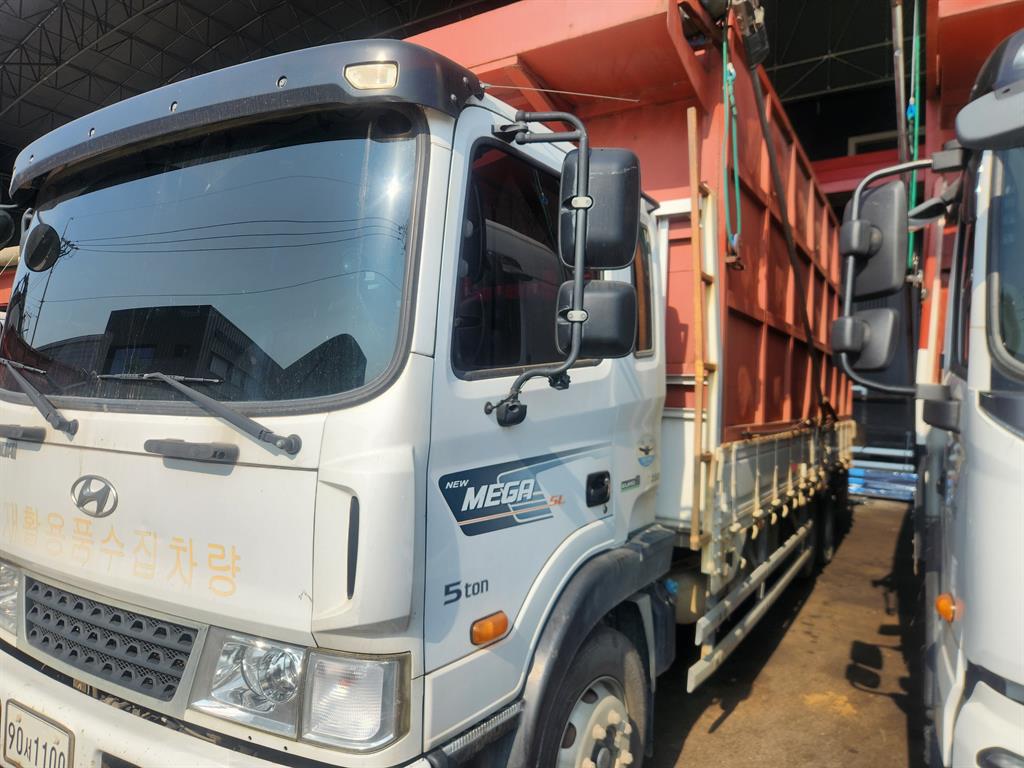 현대 메가트럭 집게차 5톤 수동 함코 2
