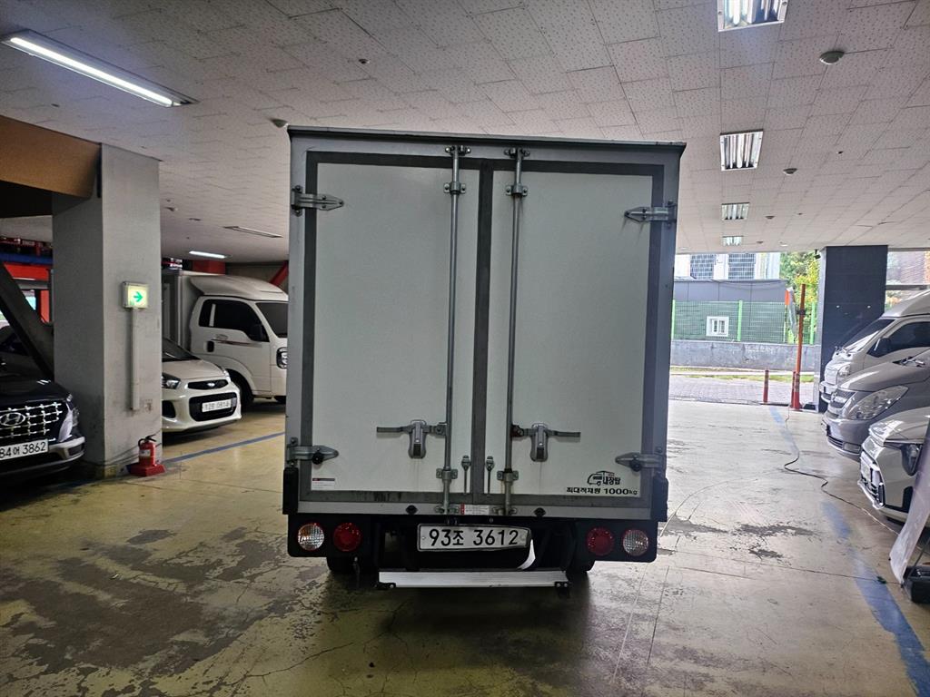 기아 봉고3 1톤 표준탑 2