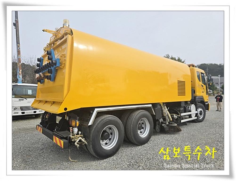 타타대우 노부스 16톤 노면청소차 3
