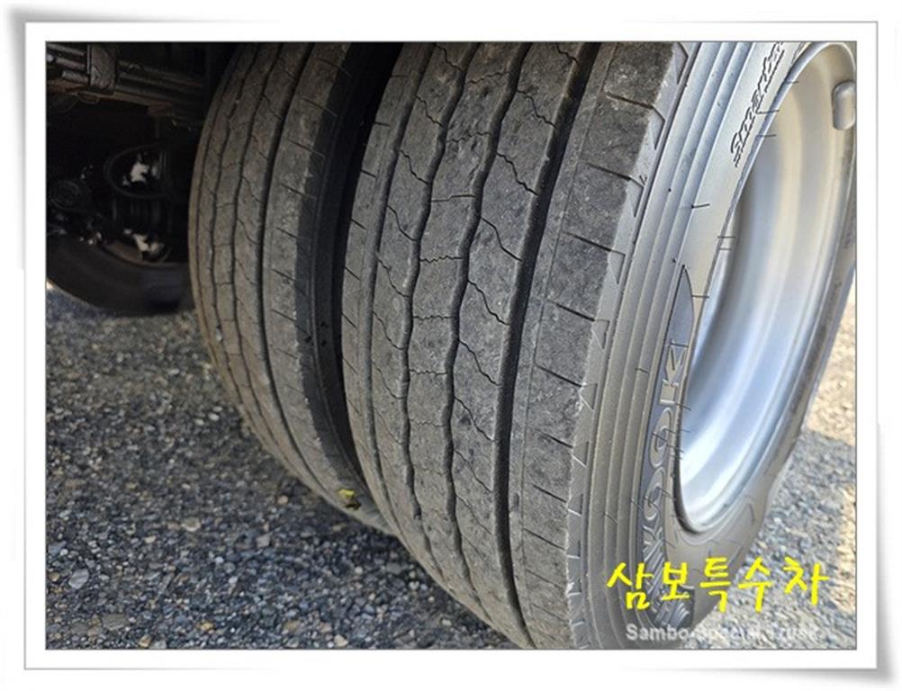 현대 왕겨(톱밥)차 3.5톤 단바리 수동 15