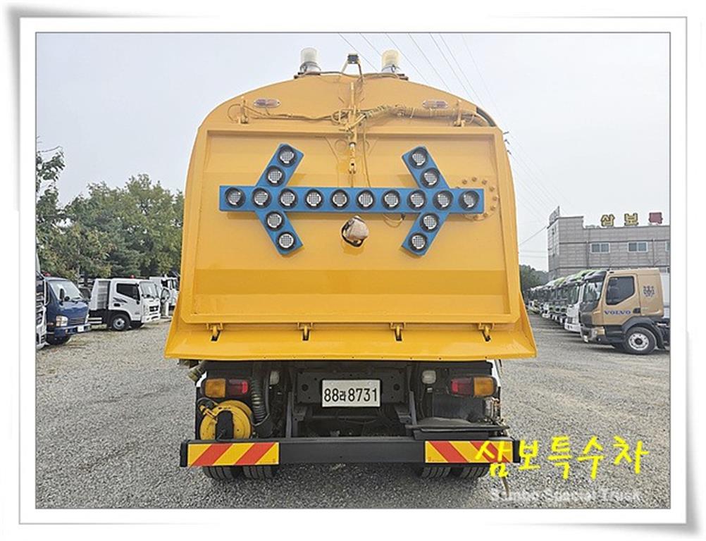 타타대우 노부스 16톤 노면청소차 4