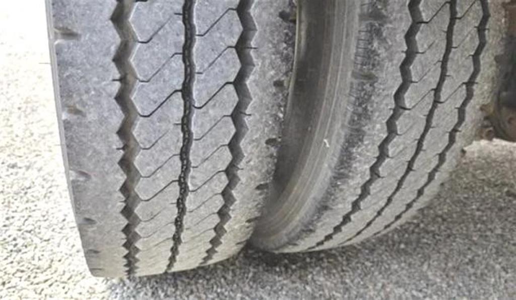 현대 메가트럭 단바리 카고 5톤 수동 6