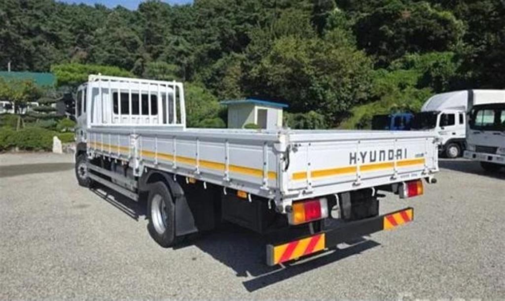 현대 메가트럭 단바리 카고 5톤 수동 4