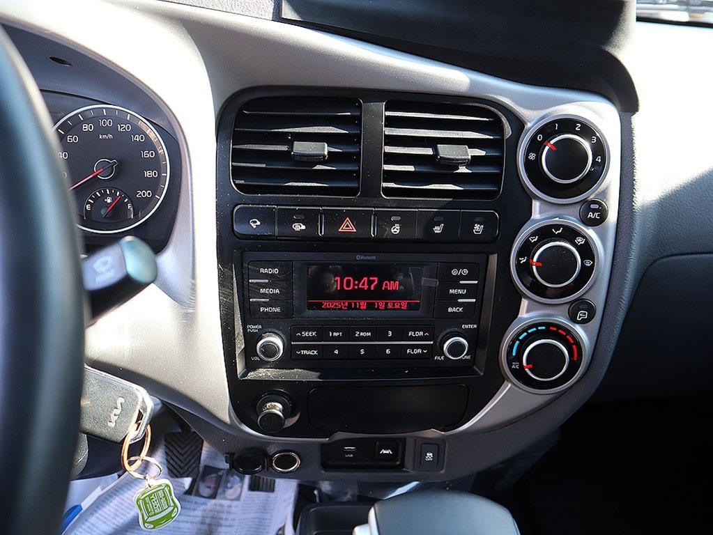 기아 봉고3 1톤 카고 LPG 11