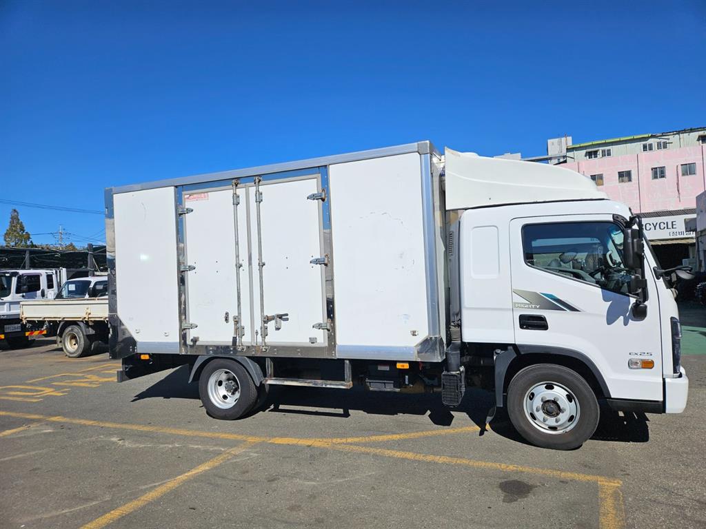 현대 올뉴마이티 2.5톤 냉동탑