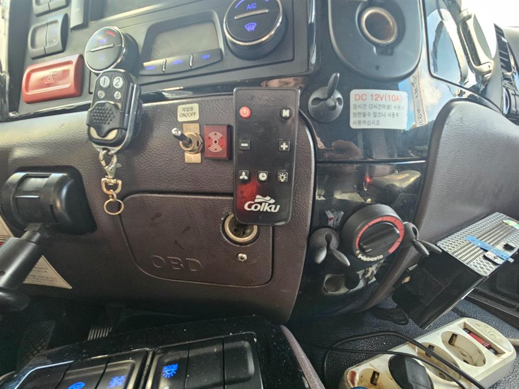 타타대우 프리마 윙바디 8.5톤 오토 12