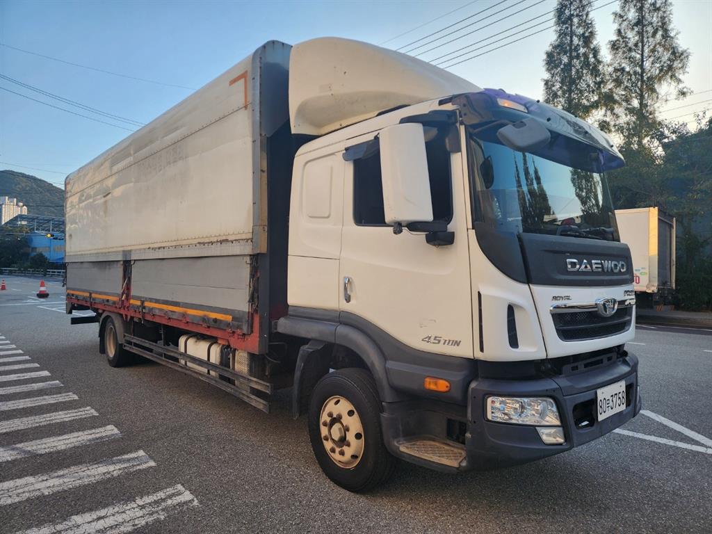 타타대우 프리마 단바리 윙바디 4.5톤 수동