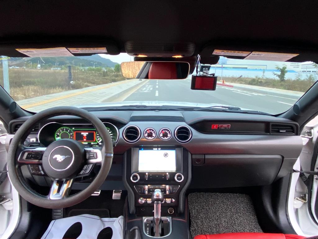 포드]머스탱 6세대 2.3 쿠페포드 머스탱 6세대 2.3 쿠페