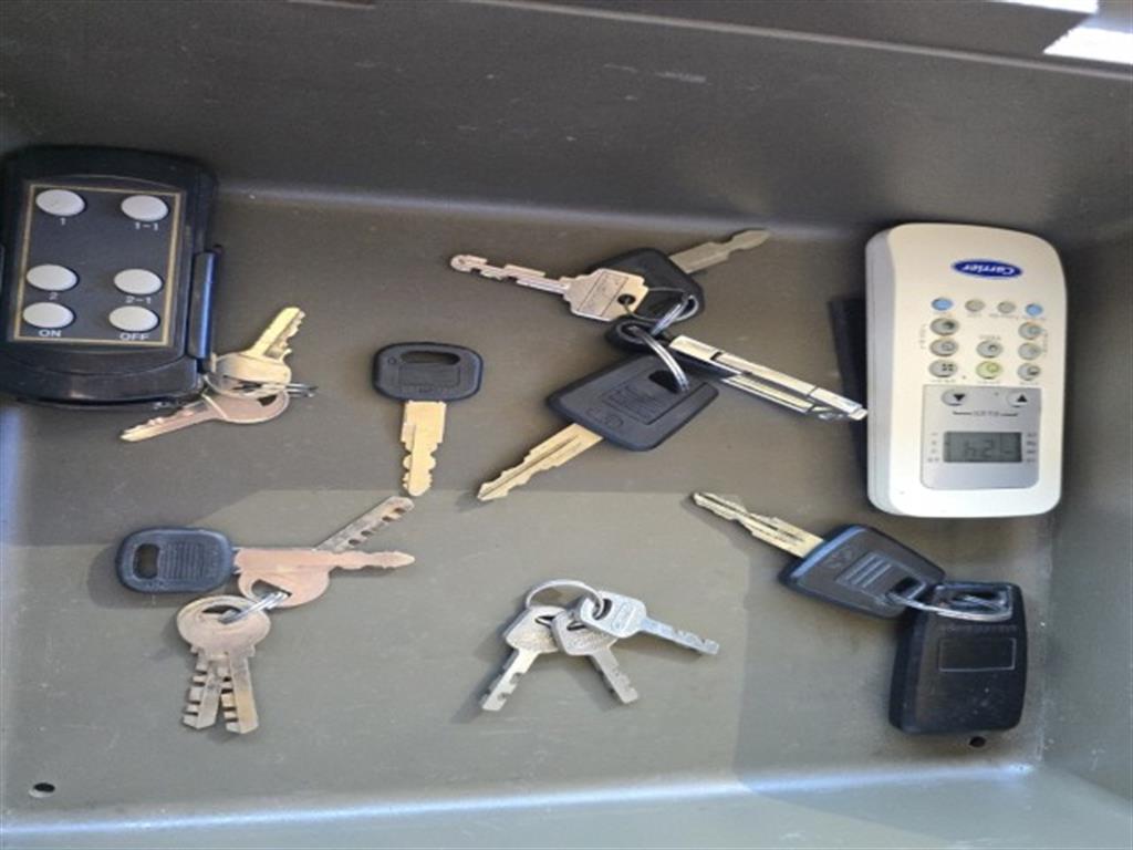 타타대우 없음(순정) 평판샤시 뒤3축 11