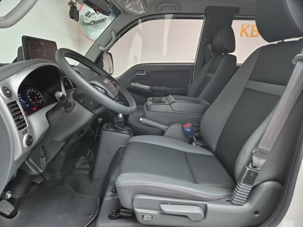 기아 봉고3 1톤 카고 LPG 9