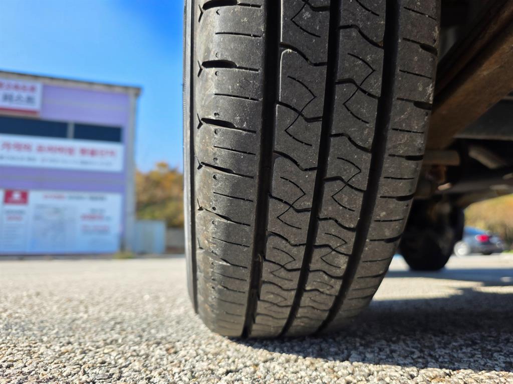 0.8톤 저상탑 LPG 11