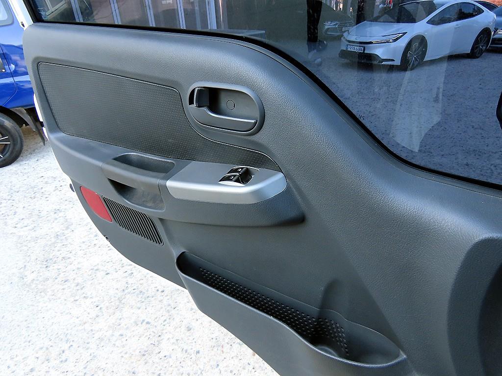 기아 봉고3 1.2톤 윙바디 11