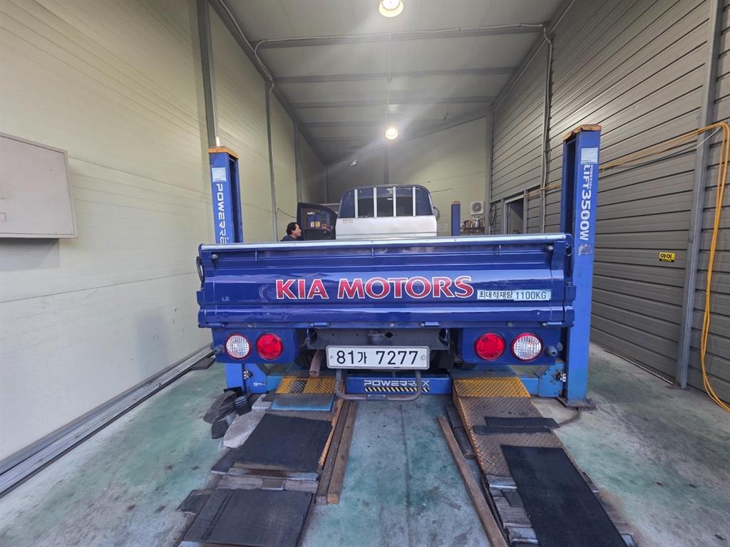 기아 봉고3 1.2톤 카고 6