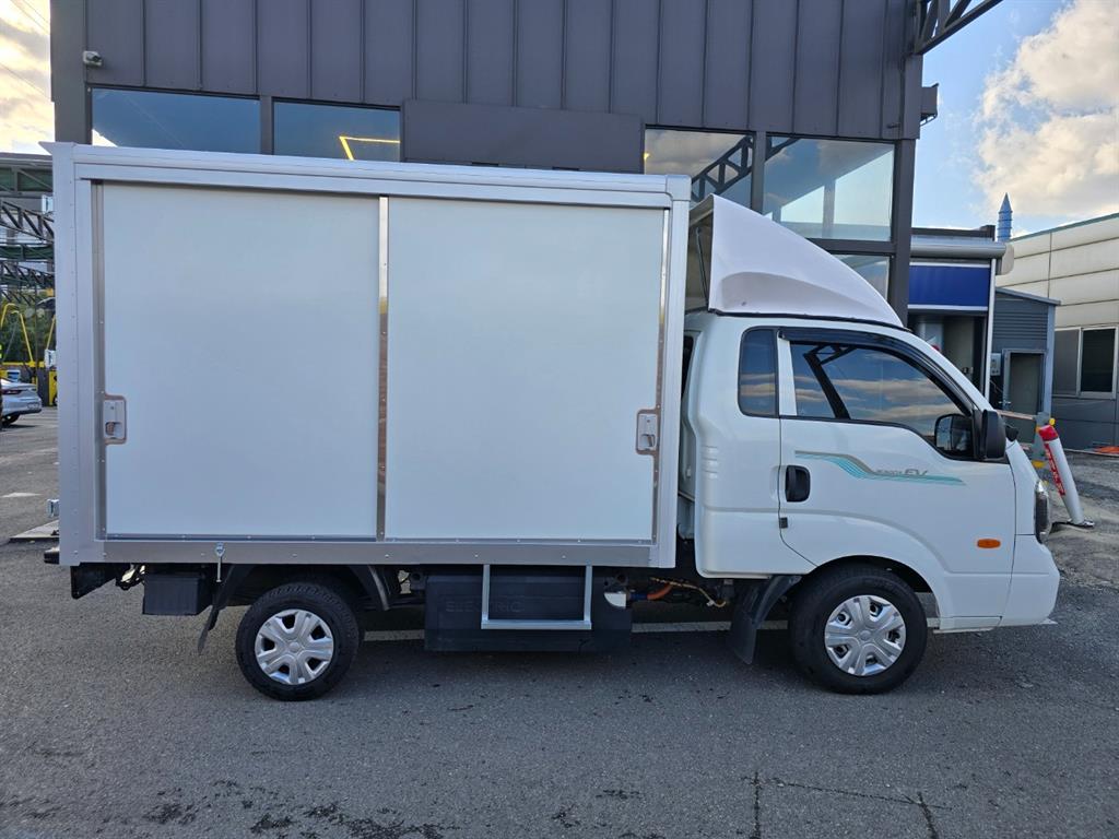 기아 봉고3 1톤 표준탑 전기 2