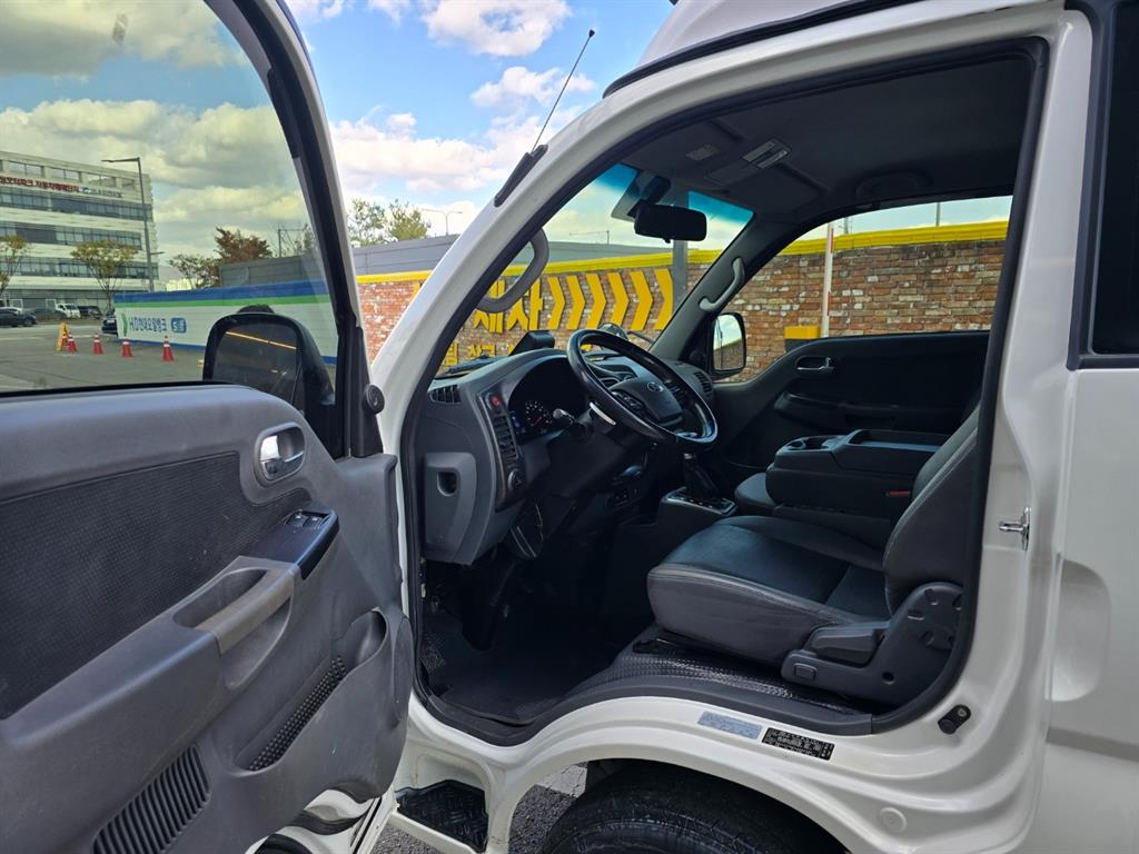 기아 봉고3 1톤 표준탑 전기 8