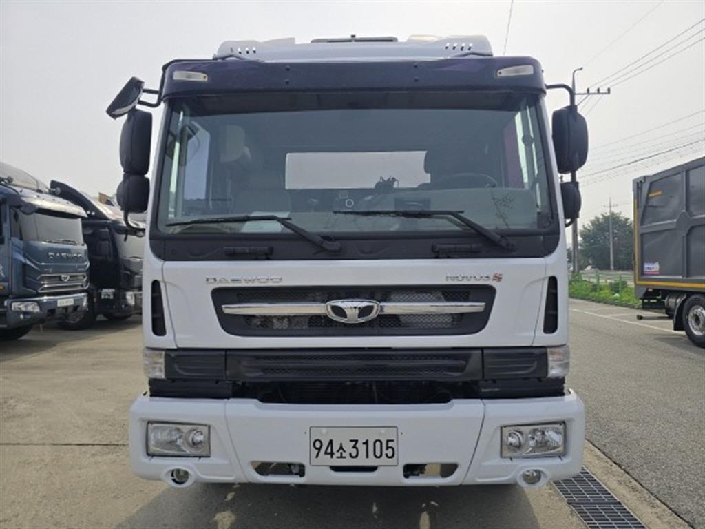 타타대우 없음(순정) 평판샤시 뒤3축 1