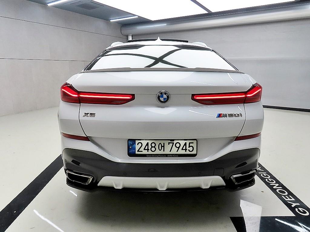 BMW X6 M50i 4