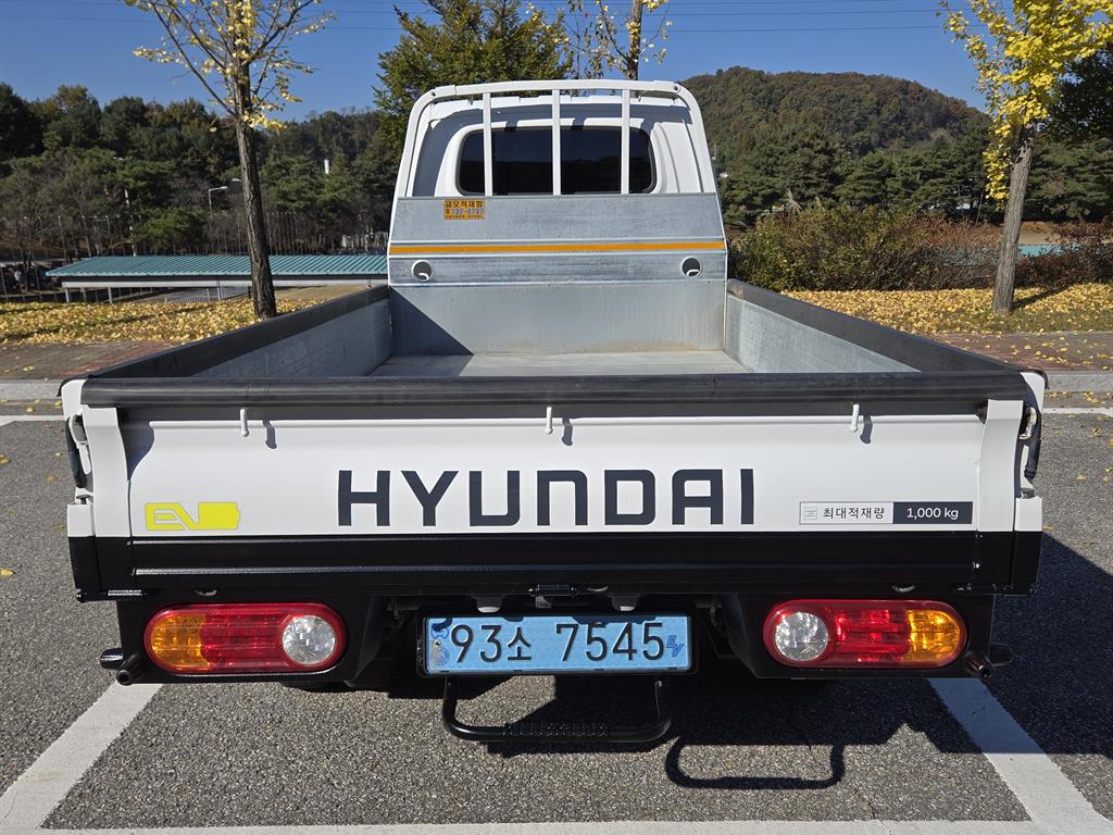 현대 포터2 1톤 카고 전기 3