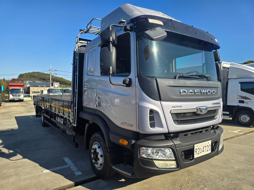 타타대우 프리마 단바리 카고 4.5톤 오토 2