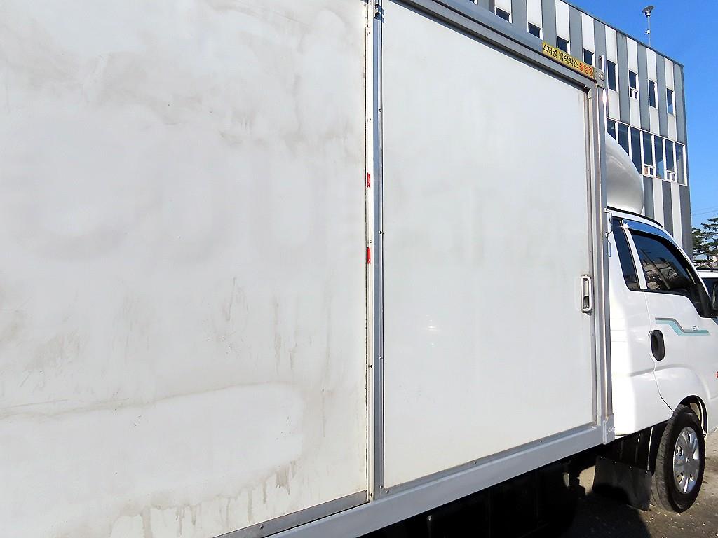 기아 봉고3 1톤 표준탑 전기 4