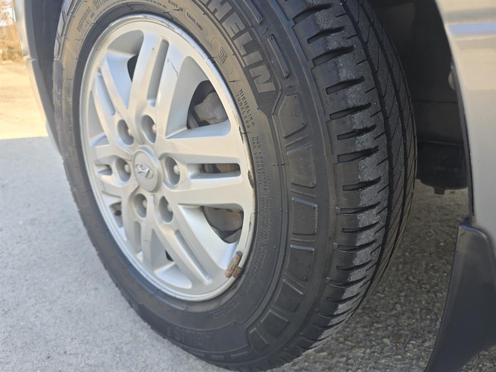 Hyundai Starex Smart 7