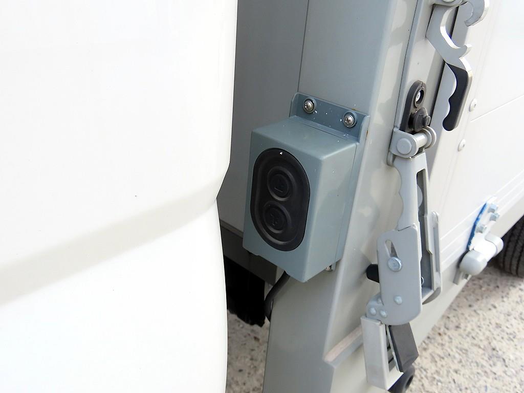 기아 봉고3 1톤 윙바디 LPG 17