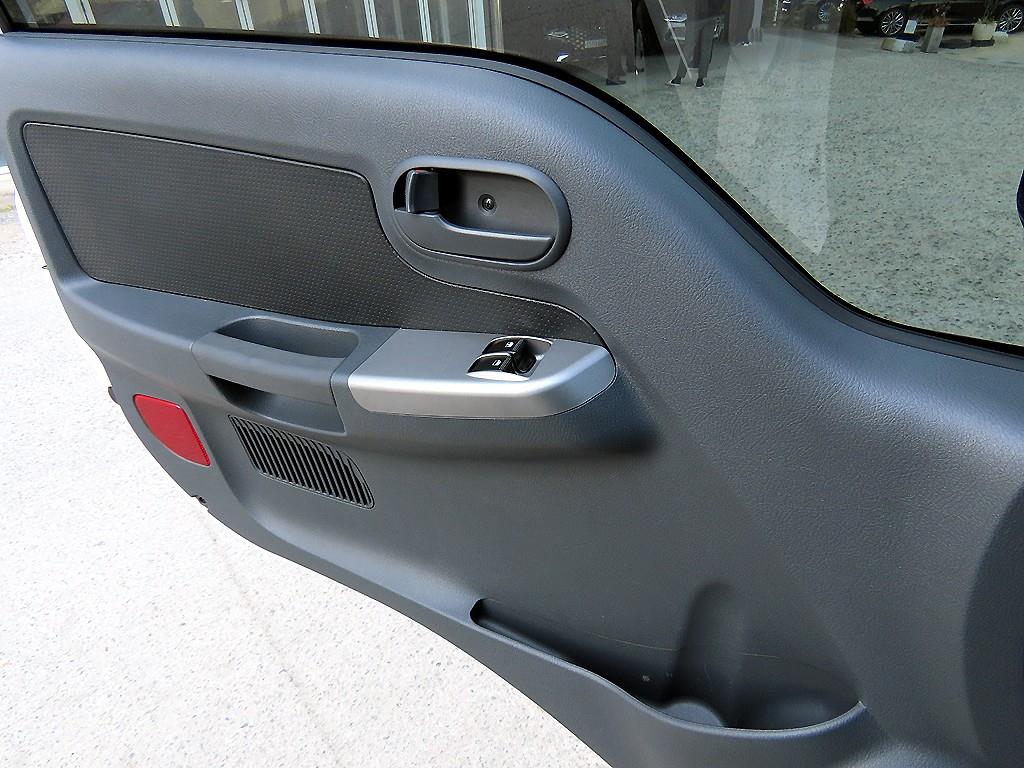 기아 봉고3 1톤 표준탑 LPG 11